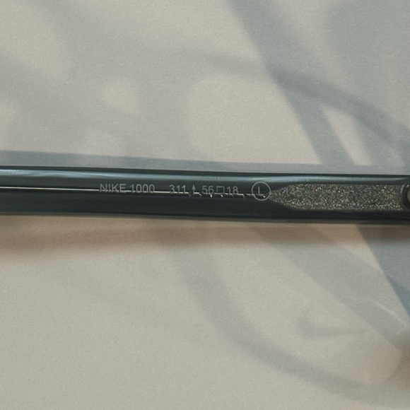 Nike 1000 Forest Green 56/18/145 Eyeglass Frame & Nike Case - Picture 5 of 5